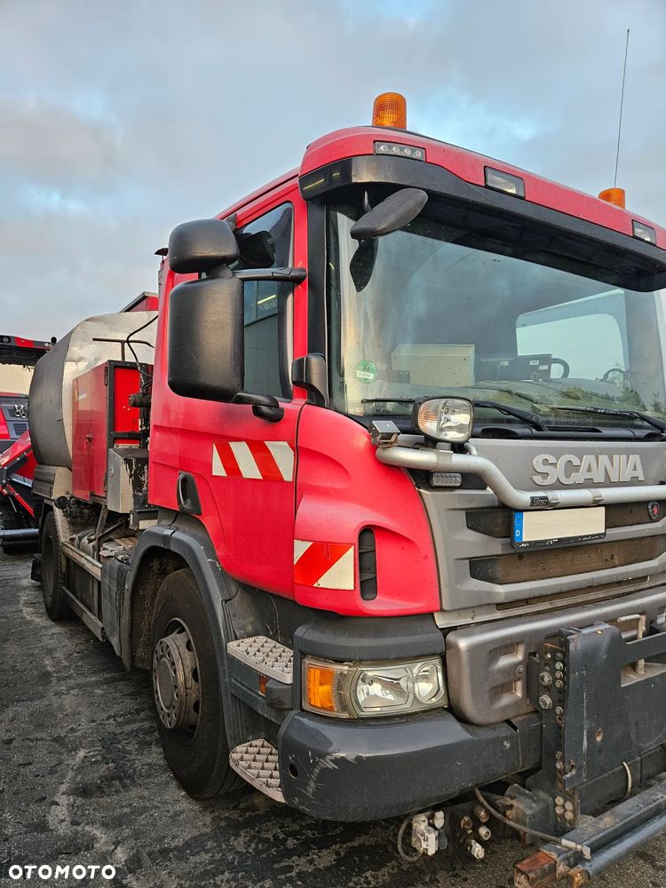 Scania P 410  Skrapiarka - 2