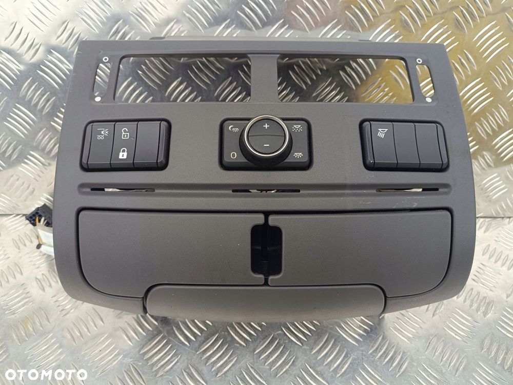 RAMKA KONSOLA ŚRODKOWA KOKPIT UCHWYT NA KUBEK DAF XF 106 LIFT - 1