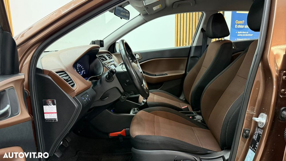 Hyundai i20 - 15