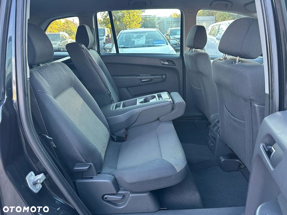 Opel Zafira - 30