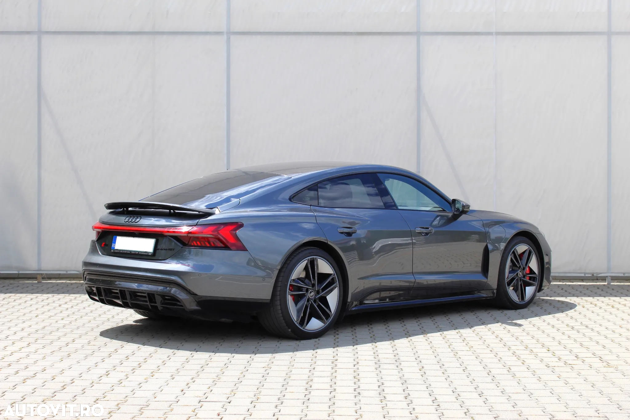 Audi e-tron GT - 5