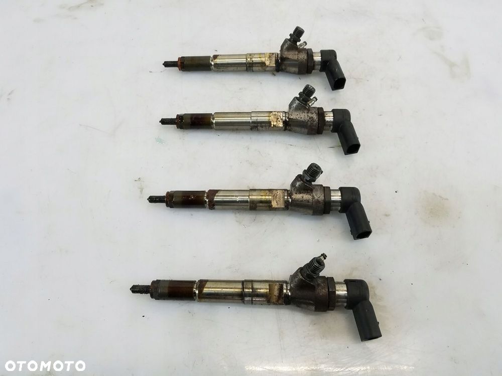 WTRYSK MERCEDES-BENZ B-KLASA W246 1.5 CDI H8201100113 166006212R - 2