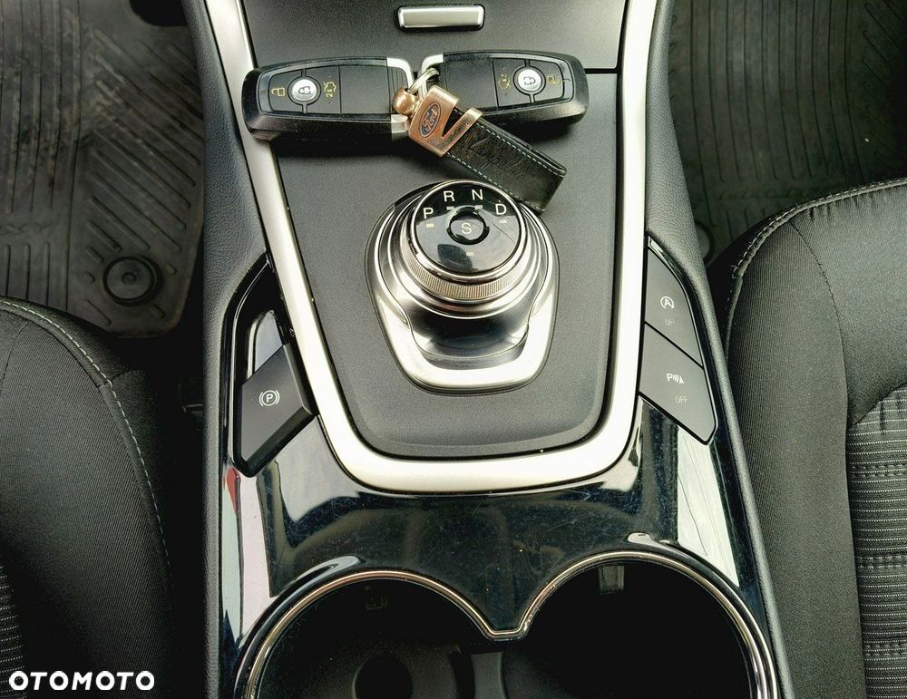Ford Galaxy - 9