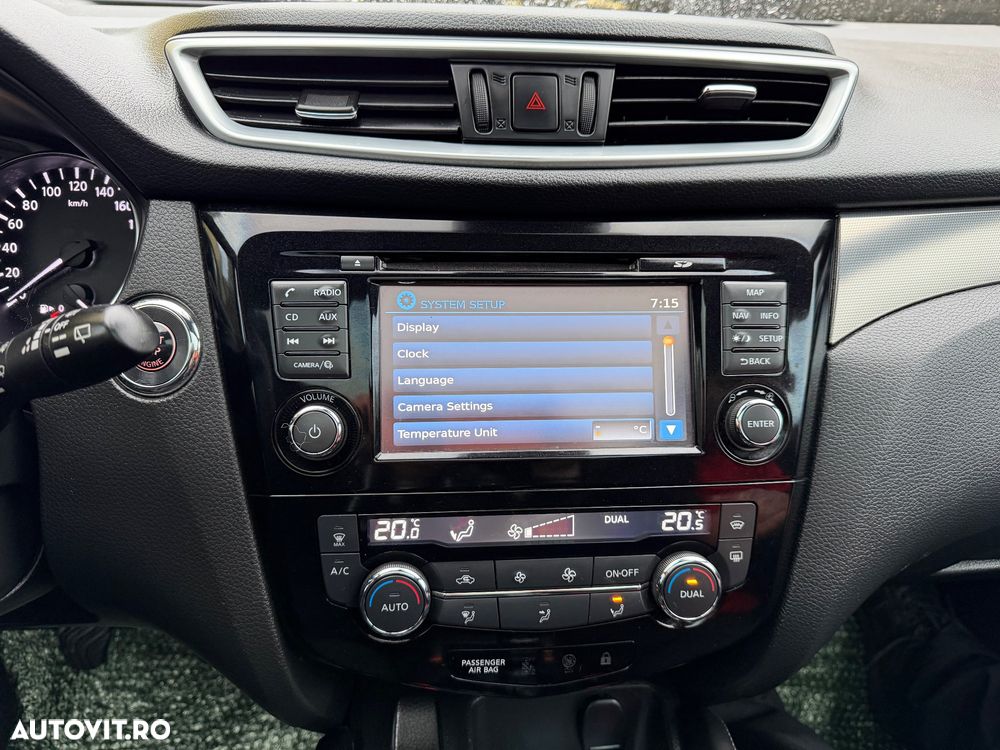 Nissan Qashqai 1.6 DIG-T TEKNA+ - 32