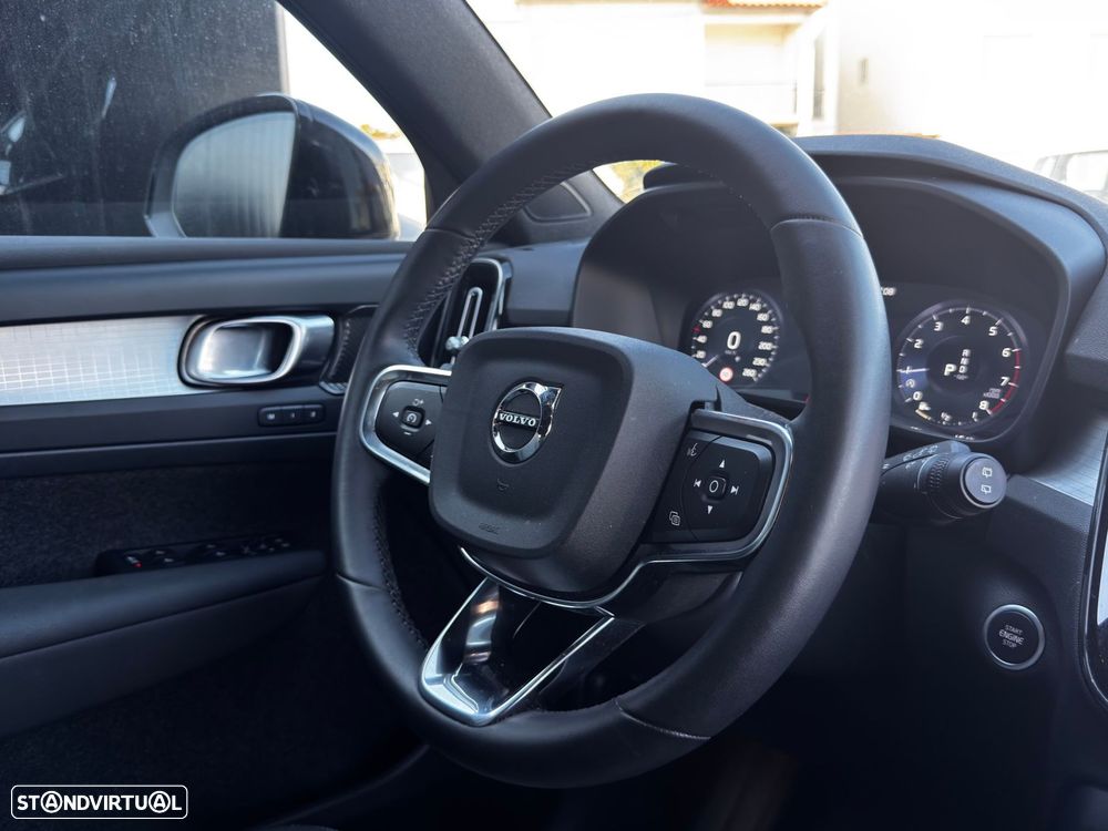 Volvo XC 40 1.5 T2 Plus Dark Auto - 16
