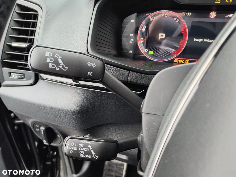 Skoda Karoq 2.0 TDI SCR 4x4 Sportline DSG - 28