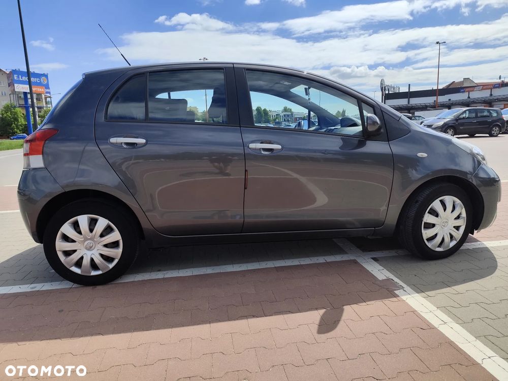 Toyota Yaris 1.4 D-4D Life - 6