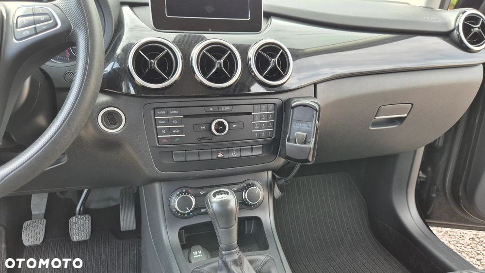 Mercedes-Benz Klasa B - 21