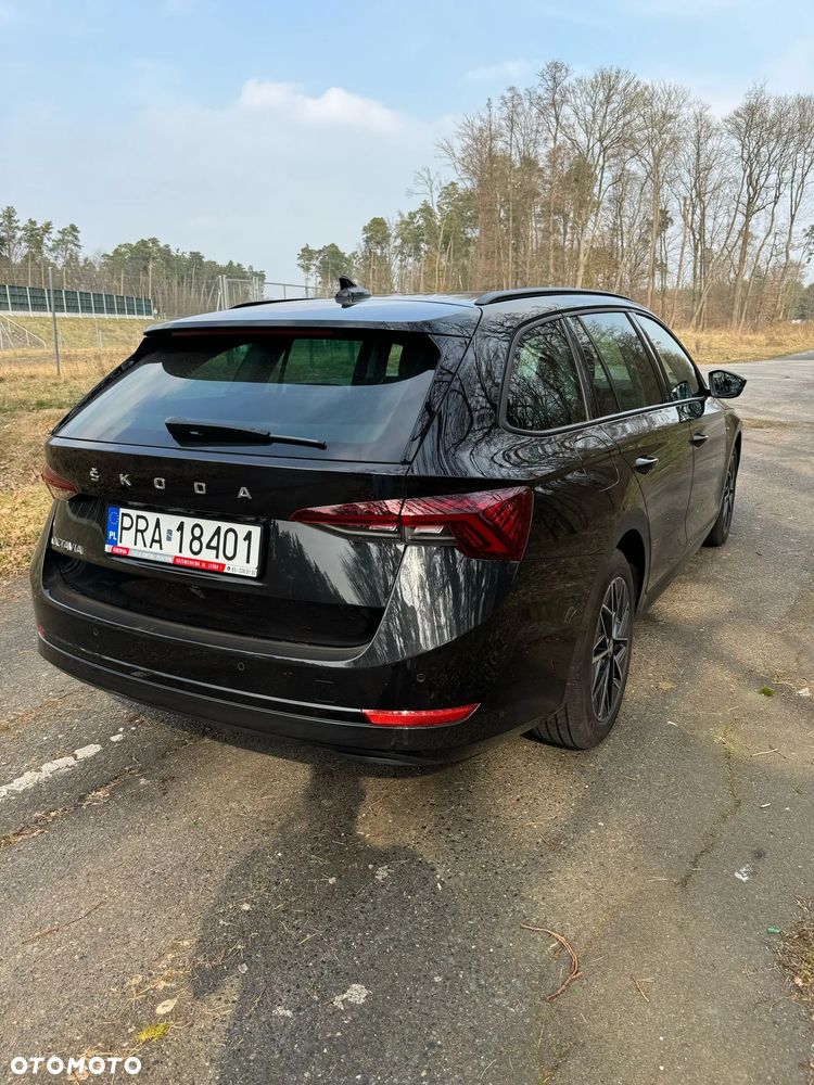 Skoda Octavia 2.0 TDI DSG Clever - 5