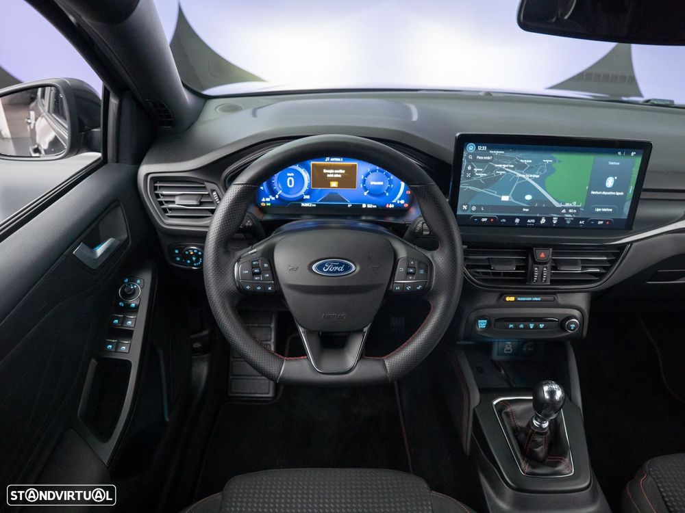 Ford Focus 1.0 EcoBoost MHEV ST-Line X - 16