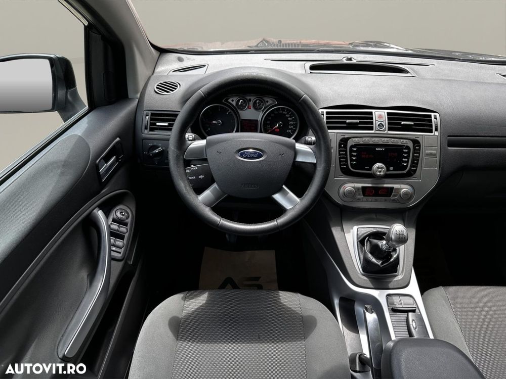 Ford Kuga 2.0 TDCi Titanium - 6