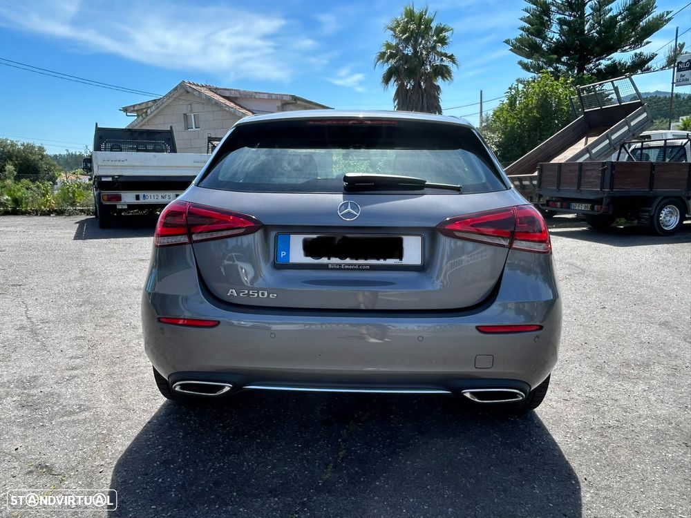 Mercedes-Benz A 250 e 8G-DCT Special Edition - 6