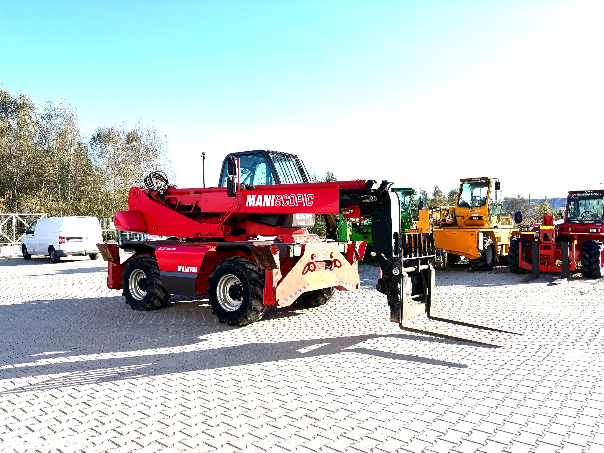Manitou MRT 1635  Ładowarka teleskopowa obrotowa - 8