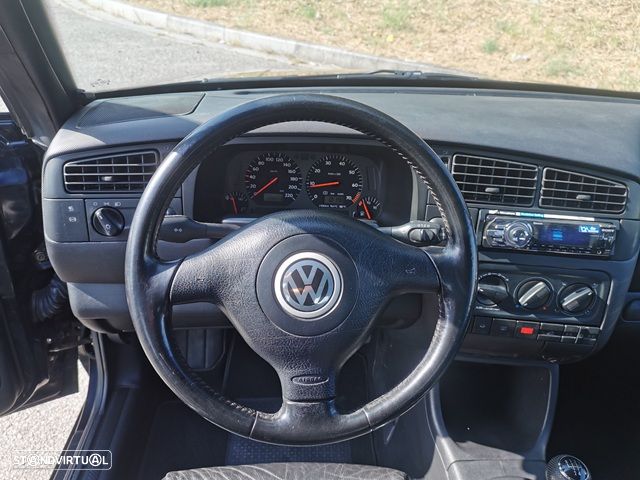 VW Golf Cabriolet 1.6 - 9