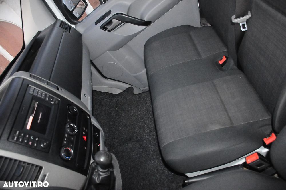 Mercedes-Benz Sprinter - 10