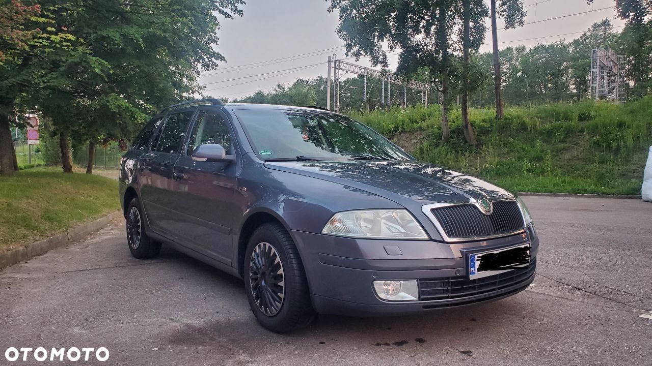Skoda Octavia 2.0 TDI Ambiente - 1