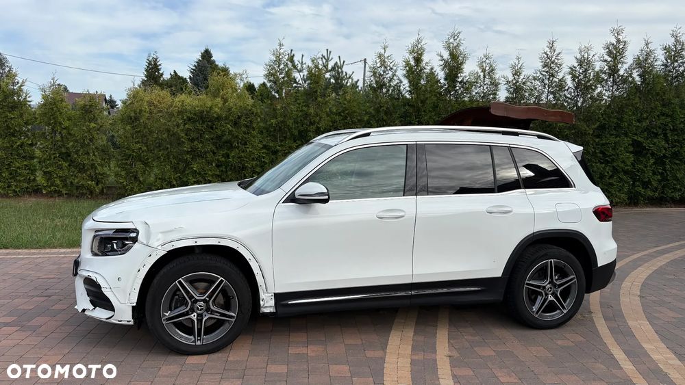 Mercedes-Benz GLB 200 4-Matic AMG Line 8G-DCT - 9