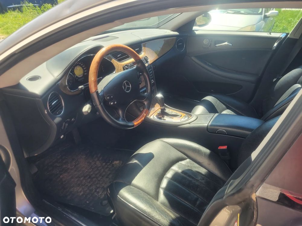 Mercedes-Benz CLS 500 - 6