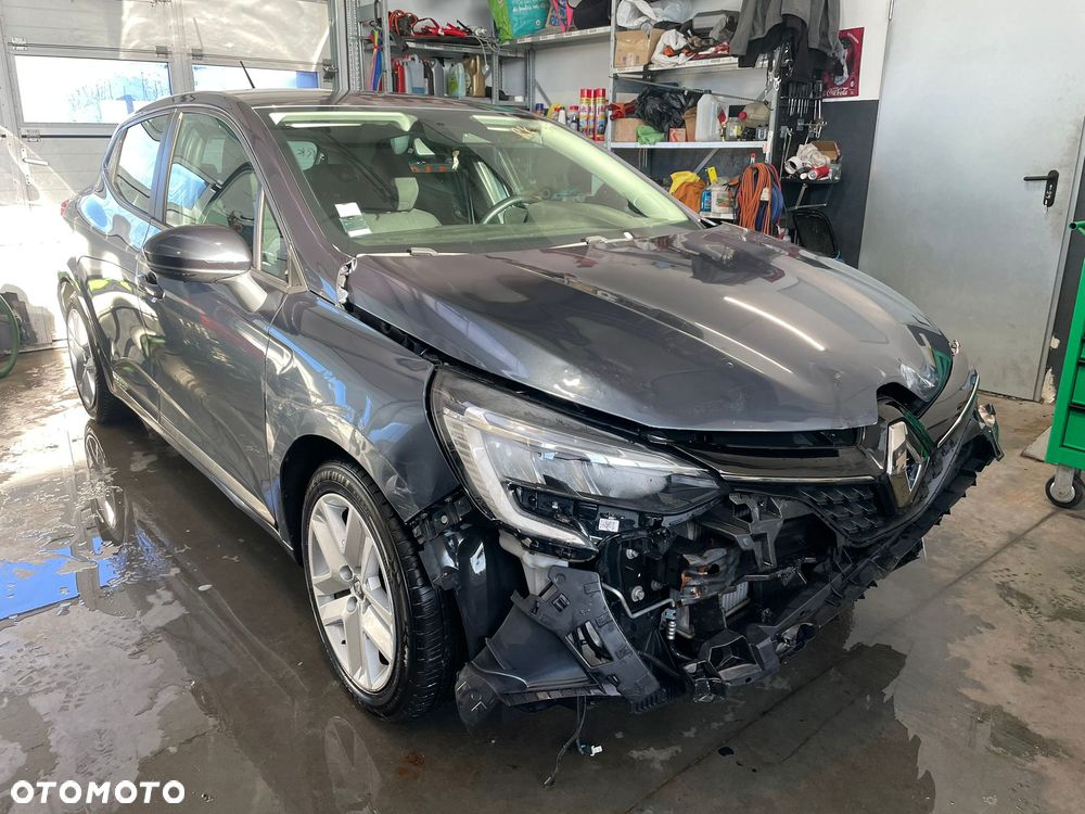 Renault Clio TCe 100 TomTom Edition - 10