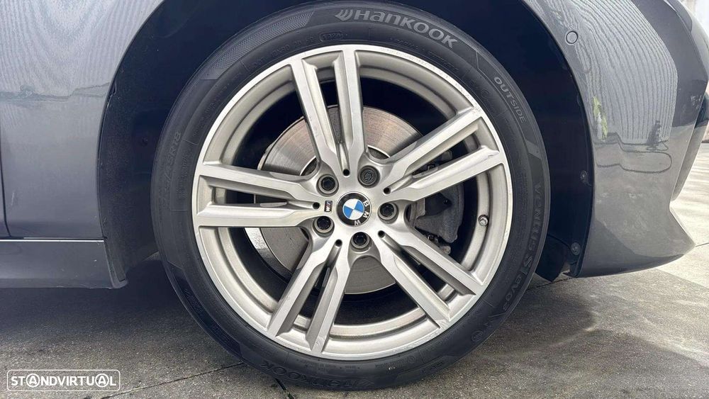 BMW 225xe Active Tourer - 21