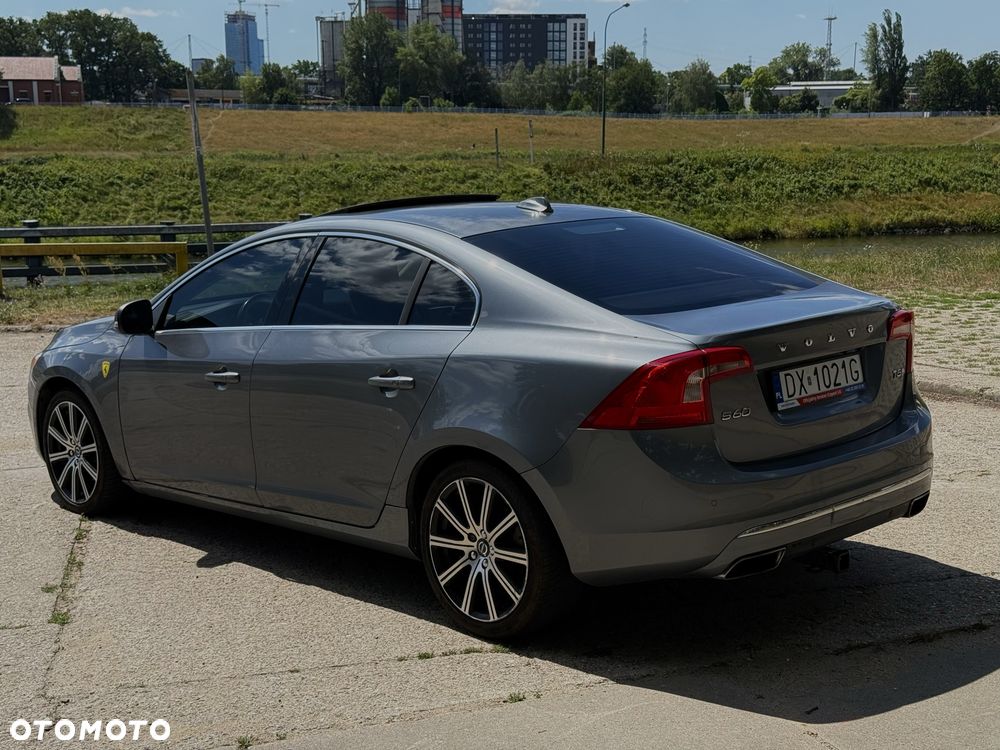 Volvo S60 - 3