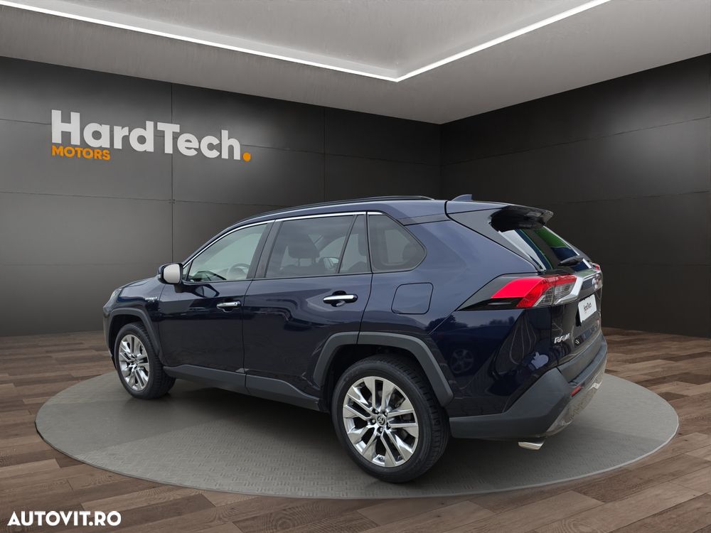 Toyota RAV4 - 4