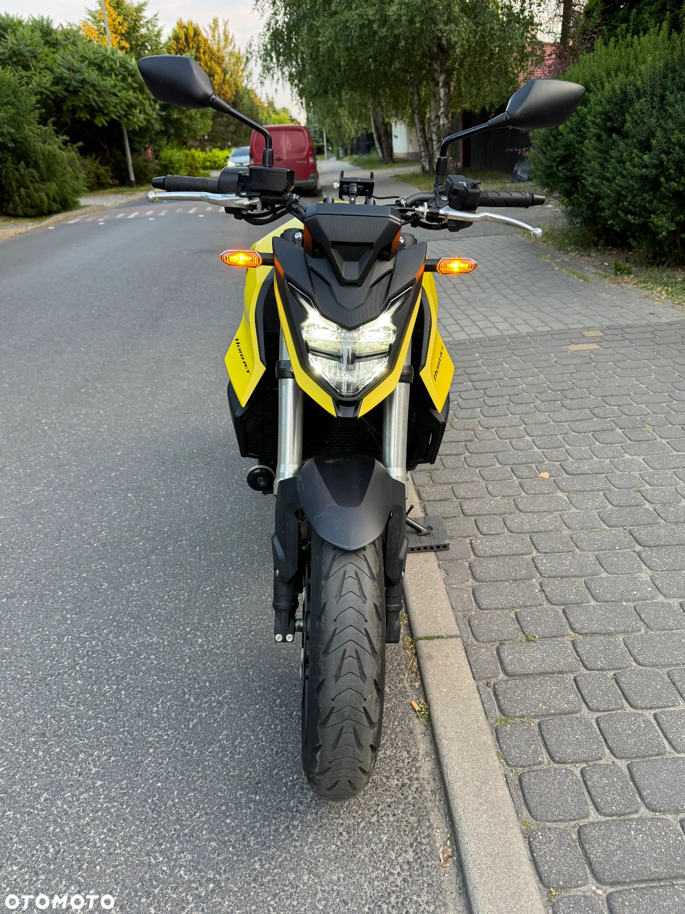 Honda Hornet - 8