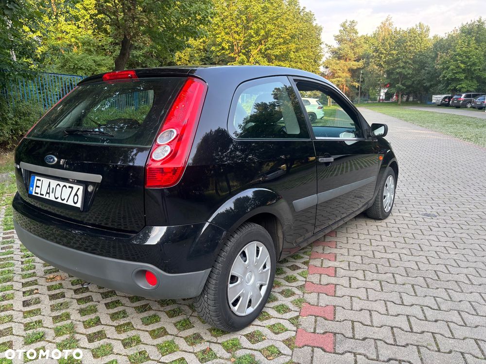 Ford Fiesta - 5