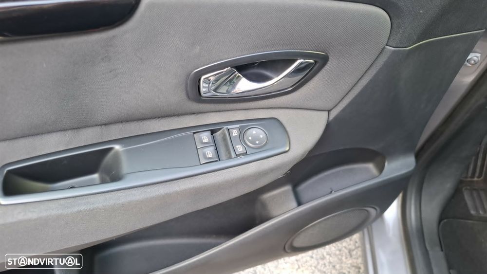 Renault Grand Scénic dCi 110 LIMITED - 7