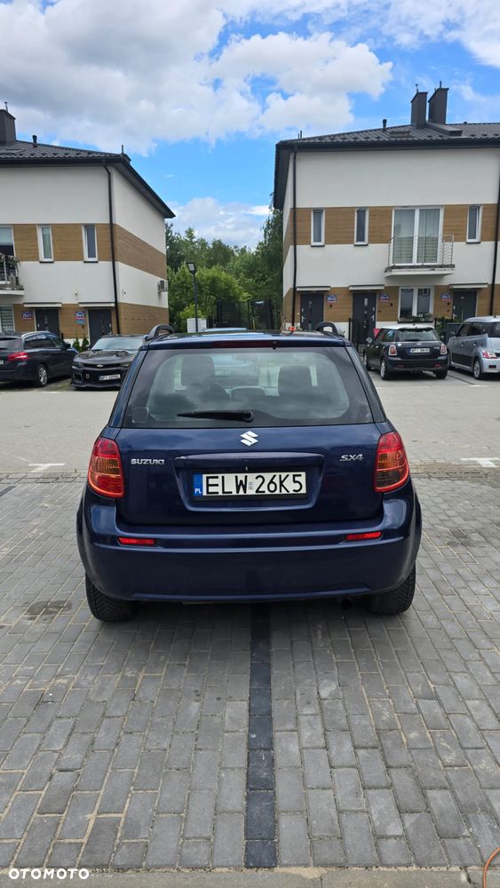 Suzuki SX4 1.9 DDiS 4WD GS / Premium - 4