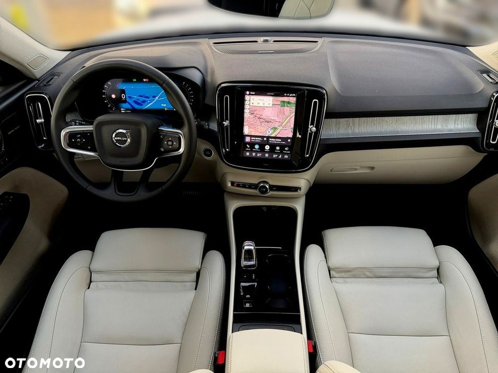 Volvo XC 40 - 21