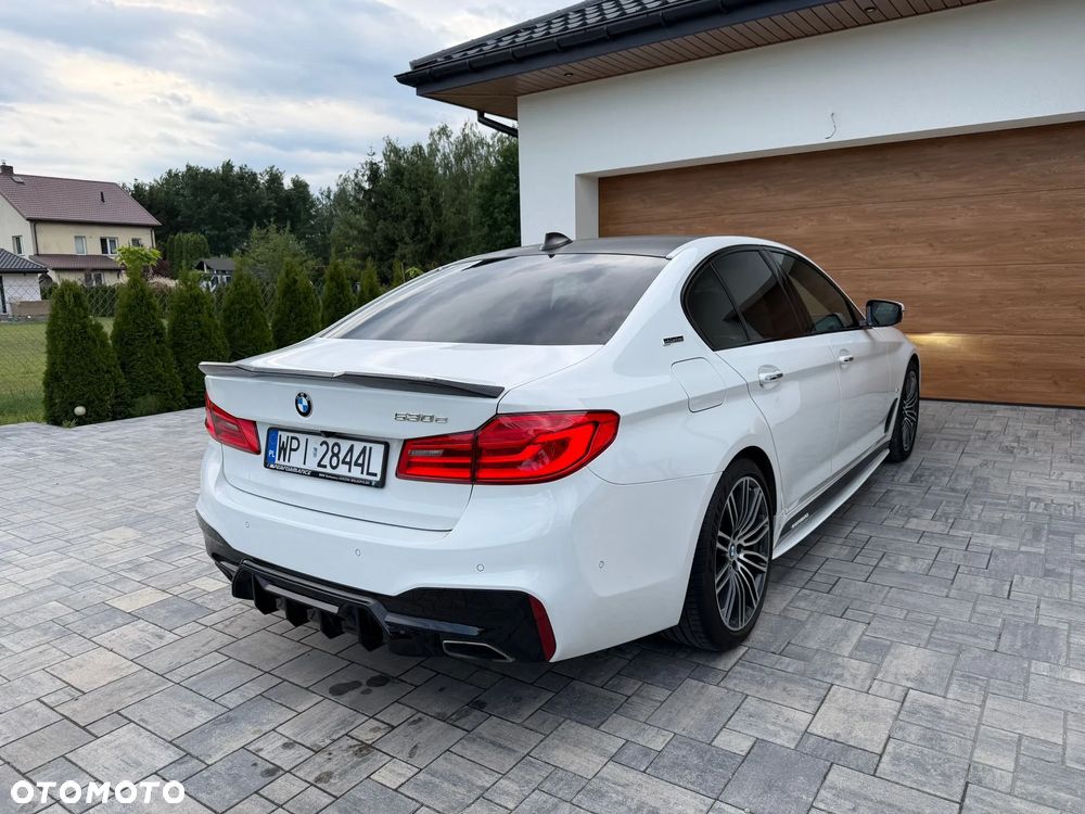 BMW Seria 5 530e iPerformance M Sport sport - 8