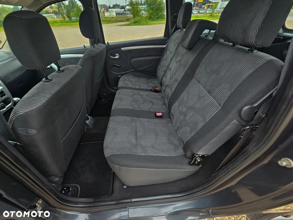 Dacia Logan 1.6 Laureate - 20