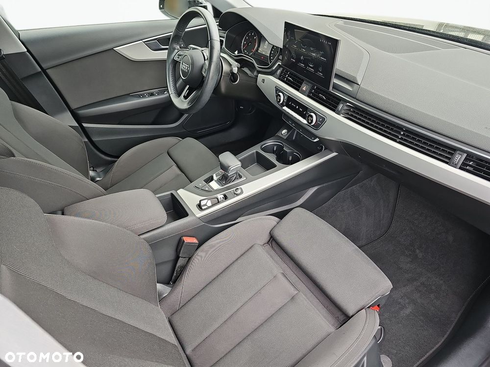Audi A4 Limousine 35 TFSI mHEV S tronic - 31