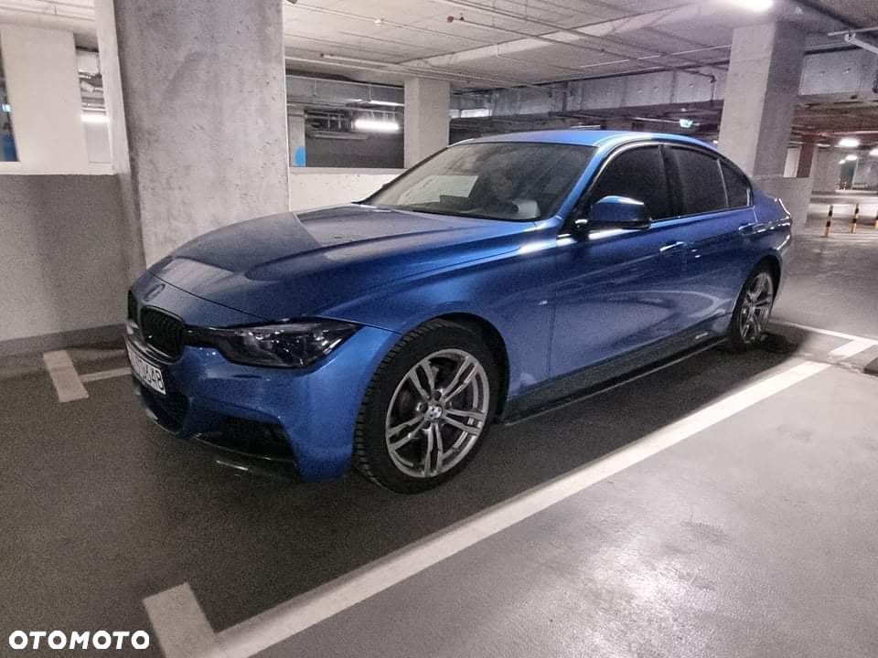 BMW Seria 3 320d xDrive - 4