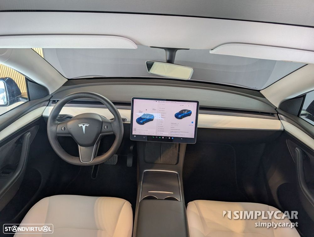 Tesla Model Y - 9