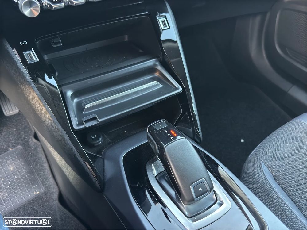 Peugeot 2008 BlueHDi 130 EAT8 Allure - 10