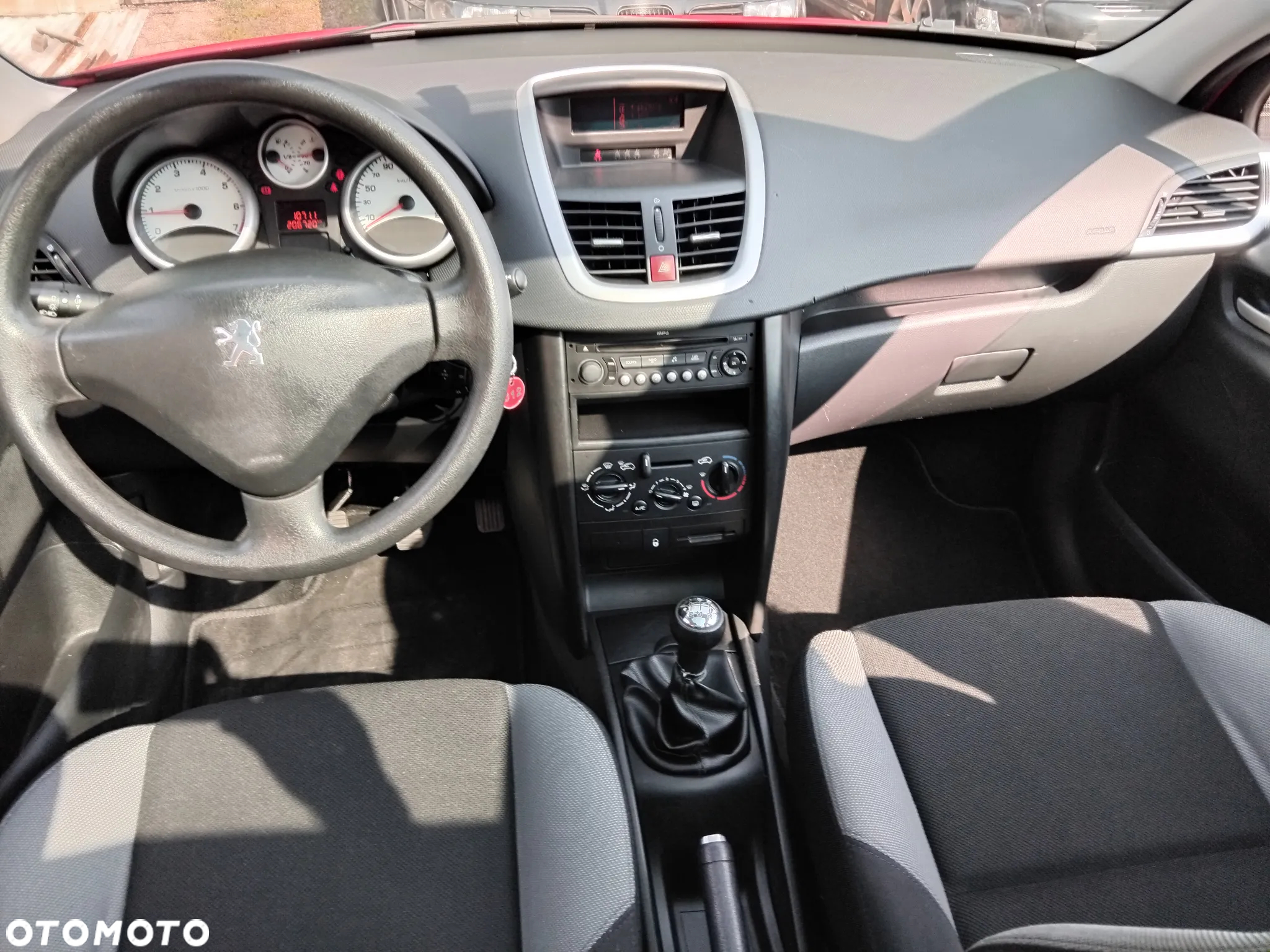 Peugeot 207 1.4 Trendy - 26