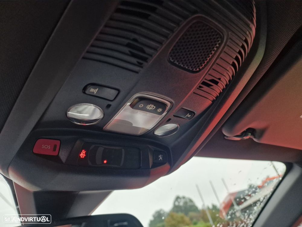 Peugeot 3008 1.6 BlueHDi GT Line Grip Control EAT6 - 42