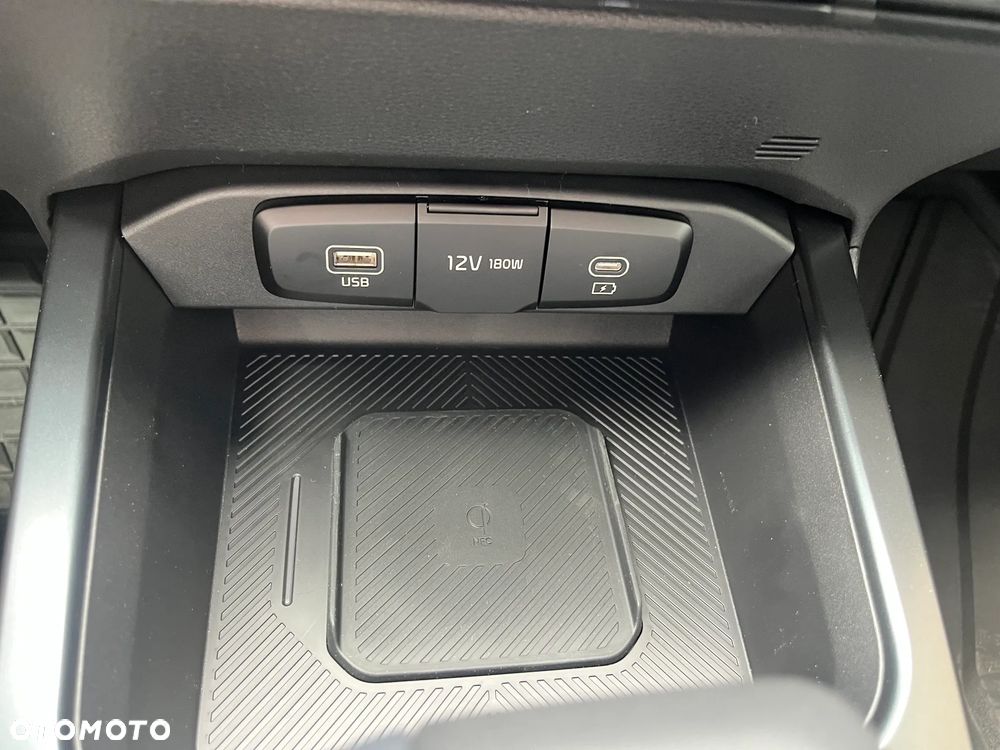 Kia XCeed 1.6 T-GDI Business Line DCT - 30