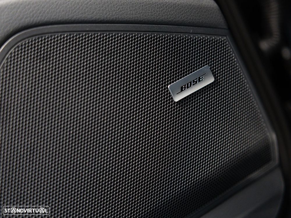 Porsche Cayenne Coupé E-Hybrid - 44