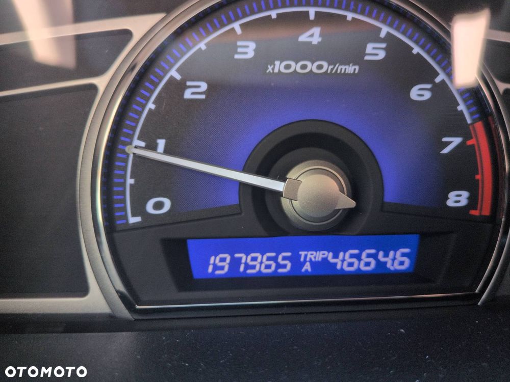 Honda Civic 1.8 Executive - 10