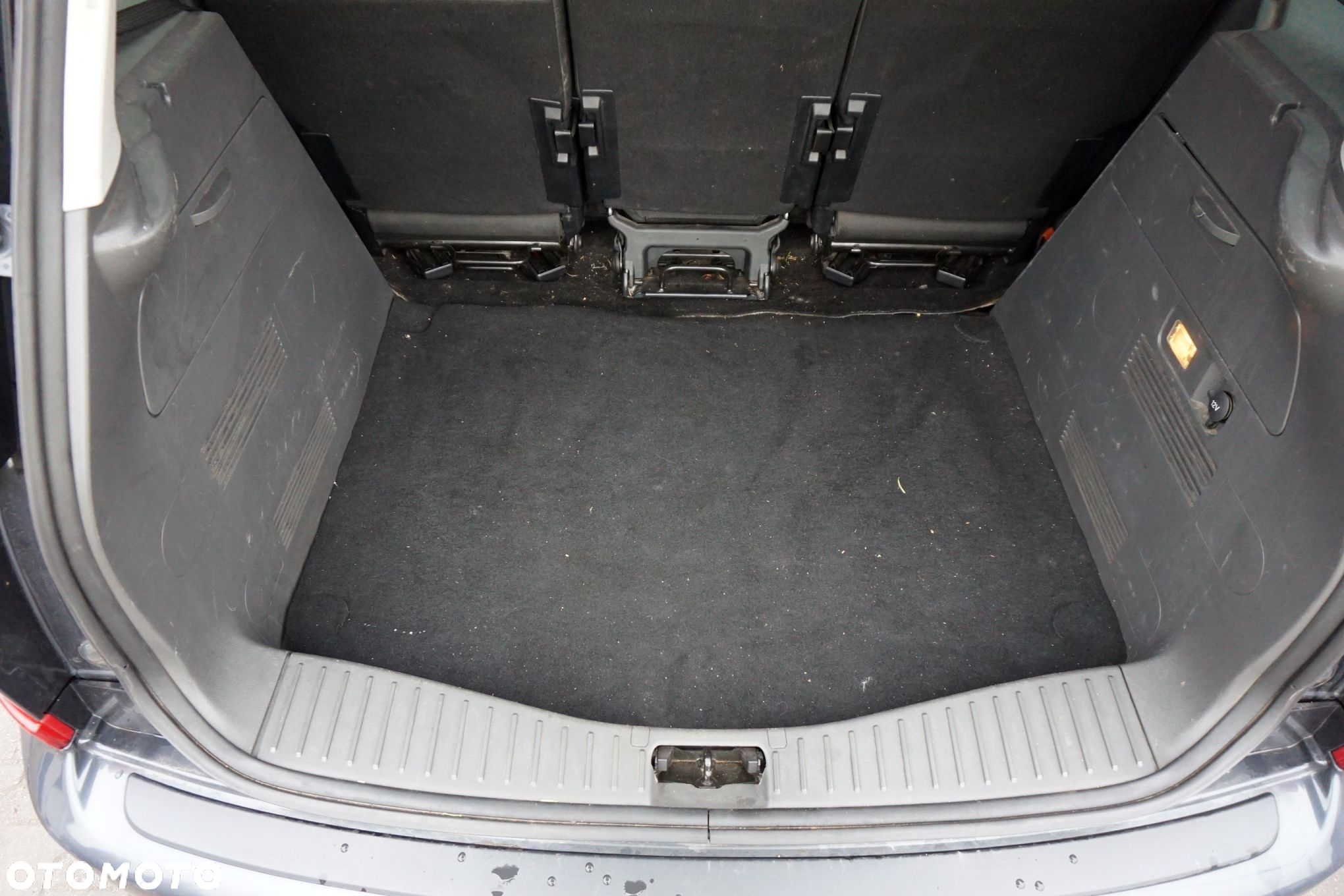 FORD C-MAX I MK1 LIFT 2007 H4 1.8 TDCI KKDA 115KM MTX75 3.41 SZARY na części - 10