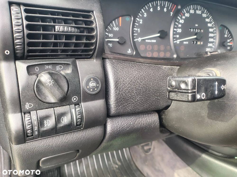 Opel Omega - 18
