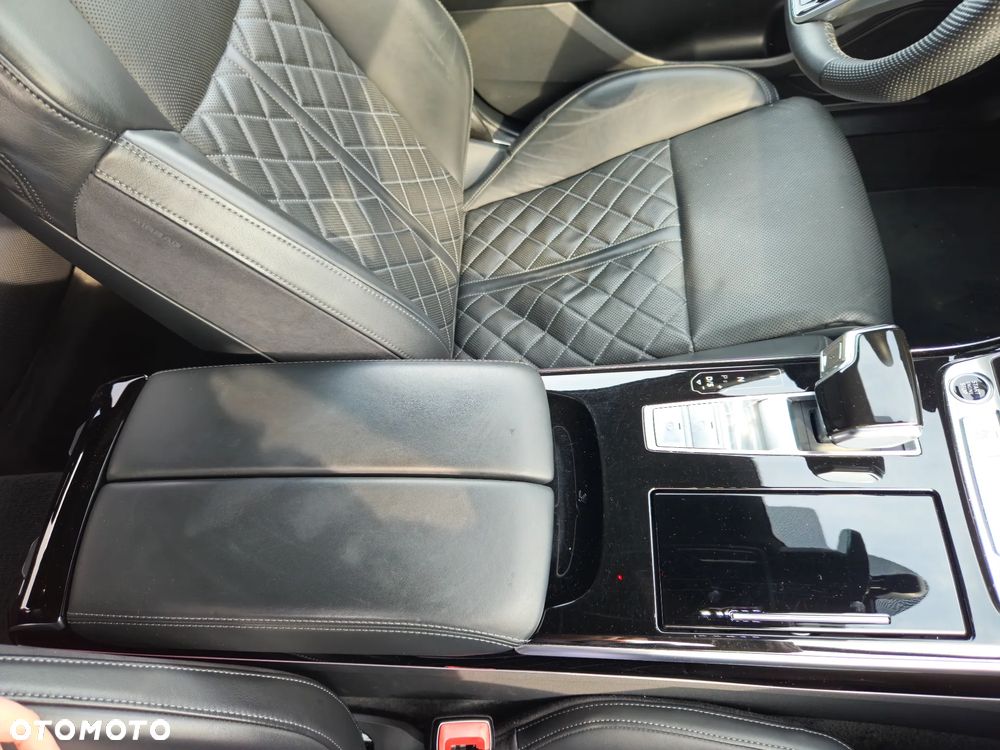 Audi A8 - 20