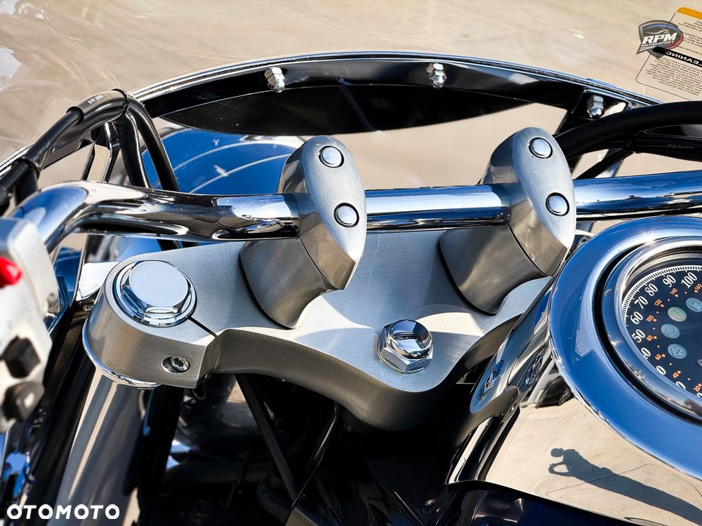 Suzuki Boulevard - 26