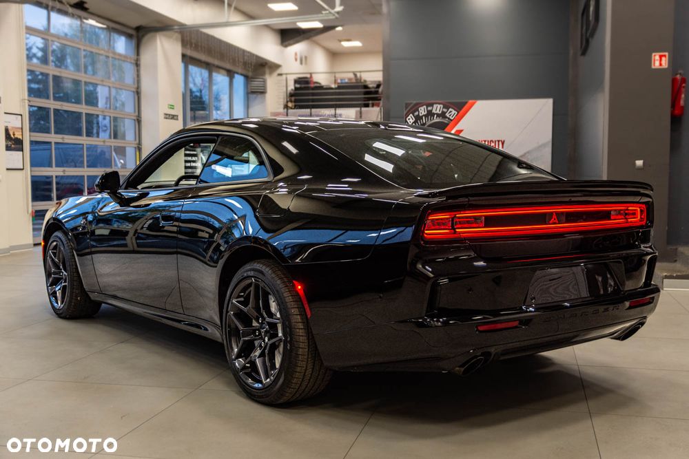 Dodge Charger - 12