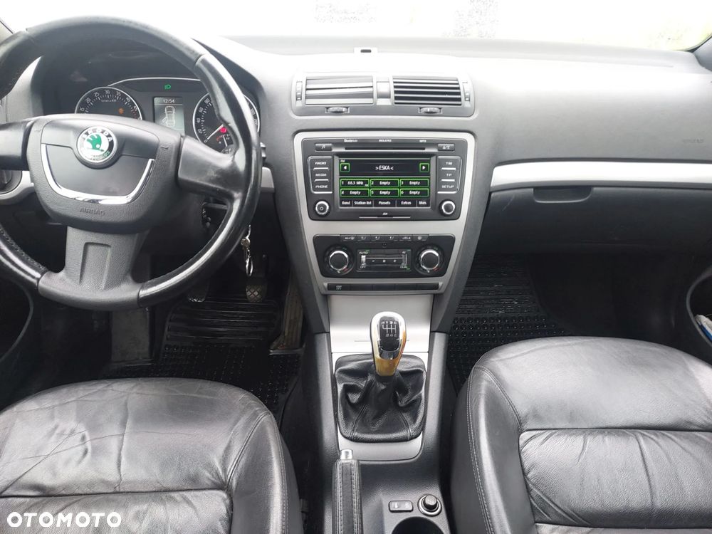 Skoda Octavia 2.0 TDI Ambiente - 39