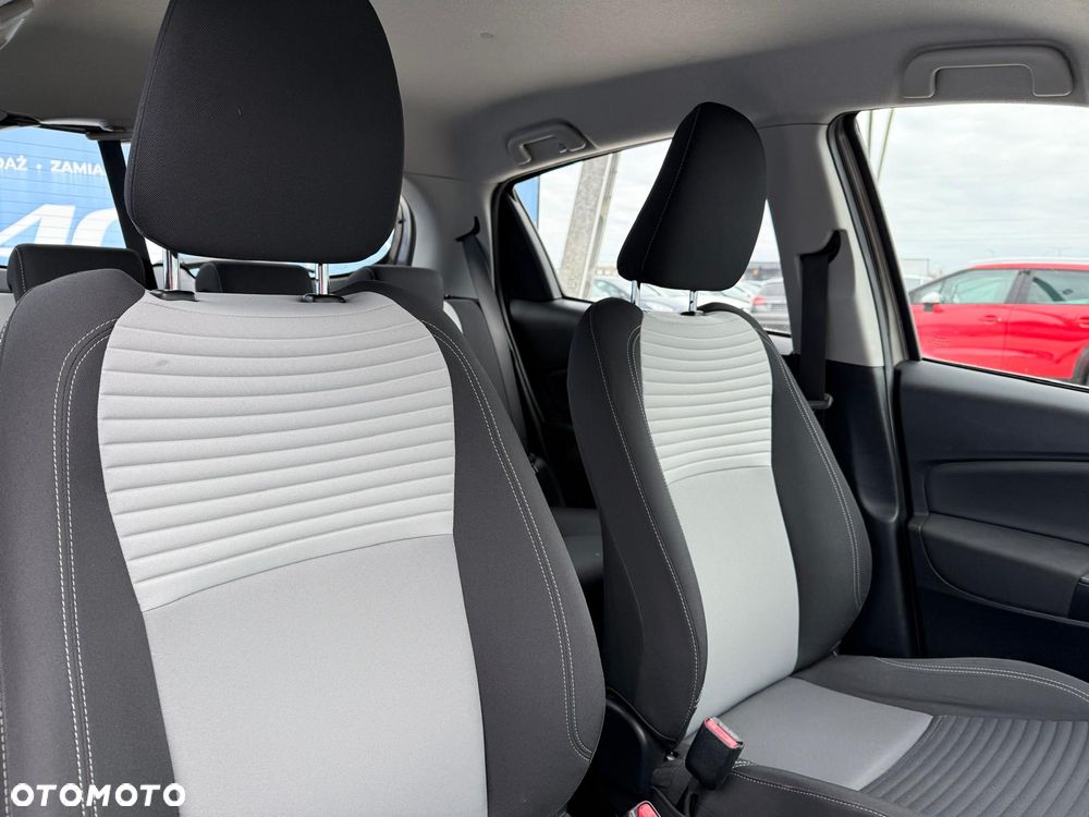 Toyota Yaris Hybrid 100 Active EU6 - 18