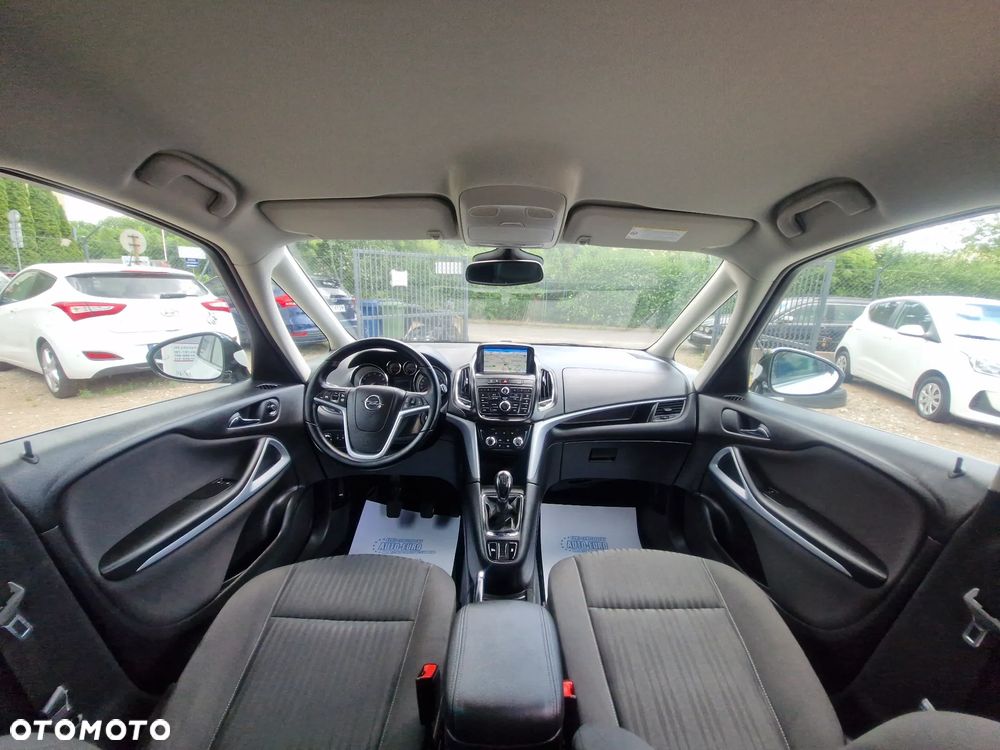 Opel Zafira Tourer 1.4 Turbo Edition - 26